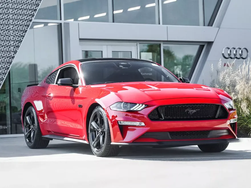 2022 Ford Mustang GT photo 1