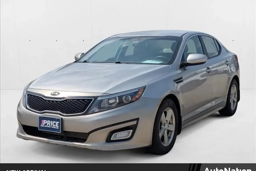 2015 Kia Optima LX photo 1