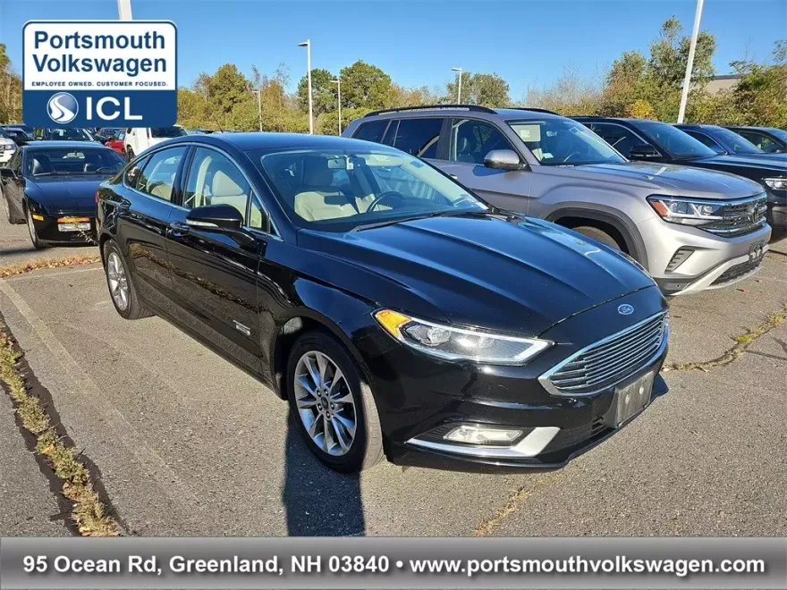 2017 Ford Fusion Energi SE photo 1
