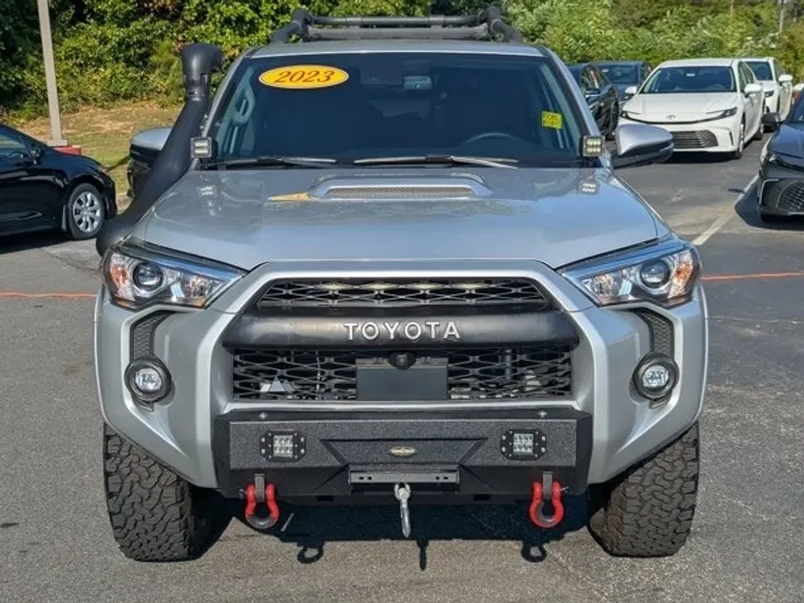 2023 Toyota 4Runner TRD Off-Road Premium photo 1