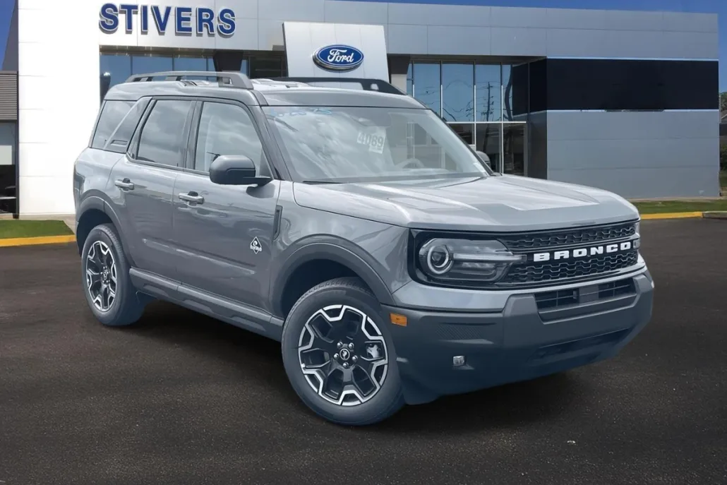 2025 Ford Bronco Sport Outer Banks photo 1