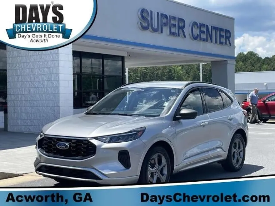 2023 Ford Escape ST-Line photo 1