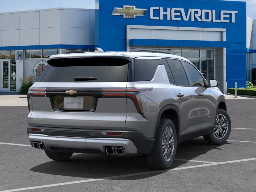 2025 Chevrolet Traverse photo 1