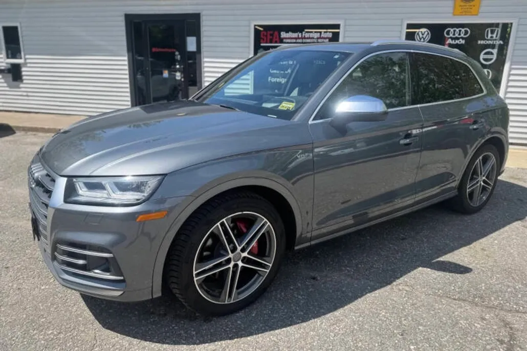 2018 Audi SQ5 Prestige photo 1
