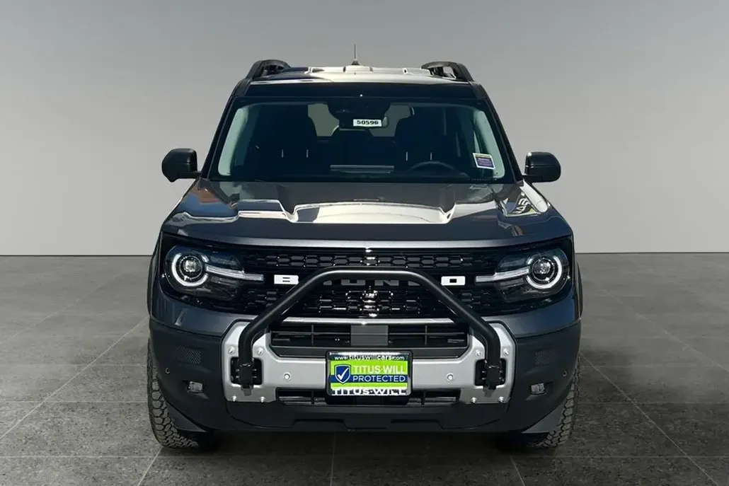 2025 Ford Bronco Sport Outer Banks photo 1