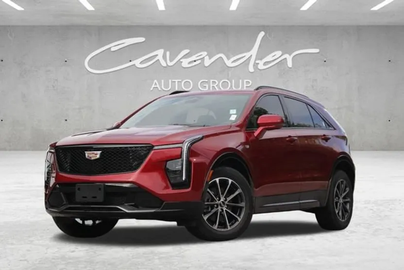 2025 Cadillac XT4 Sport photo 1