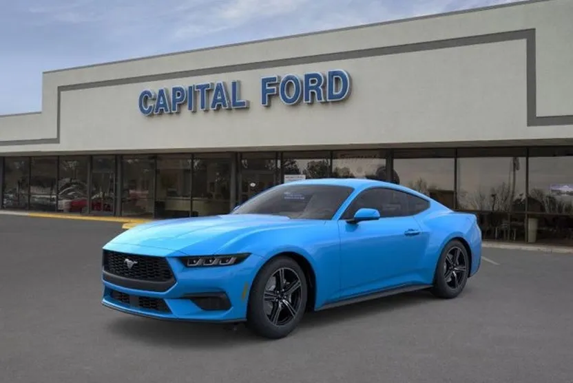 2025 Ford Mustang EcoBoost photo 1
