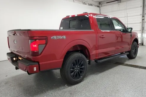 2025 Ford F-150 XLT photo 3