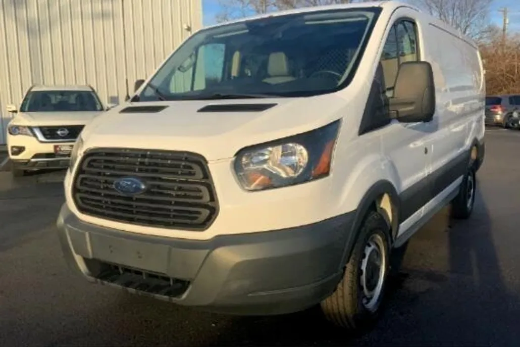 2016 Ford Transit photo 1