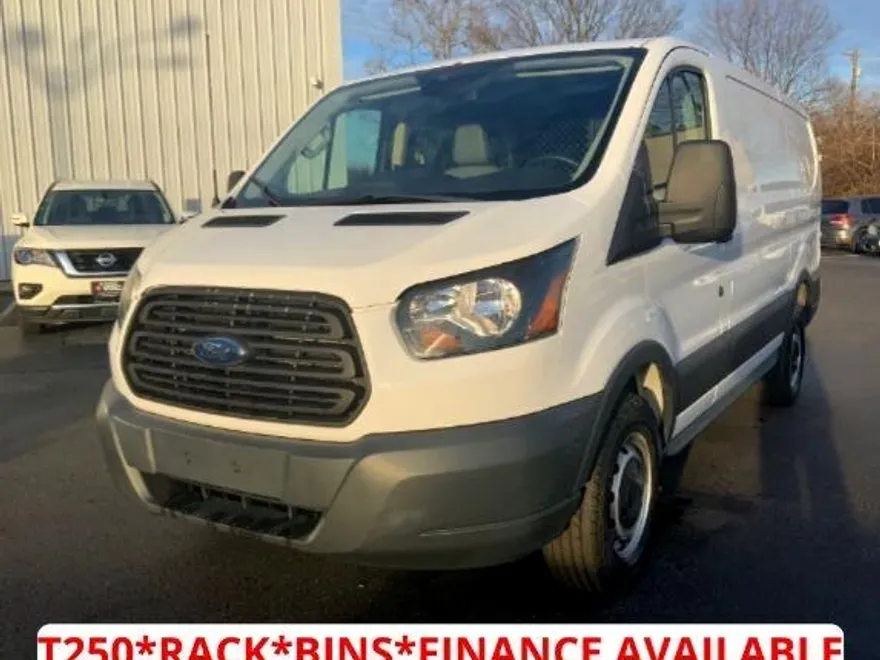 2016 Ford Transit photo 1
