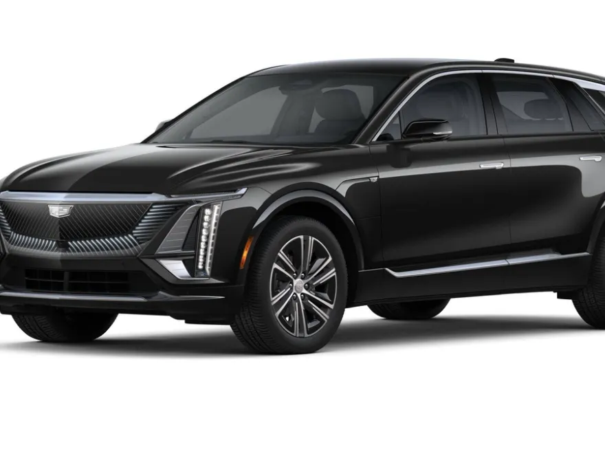 2025 Cadillac Lyriq Luxury photo 1