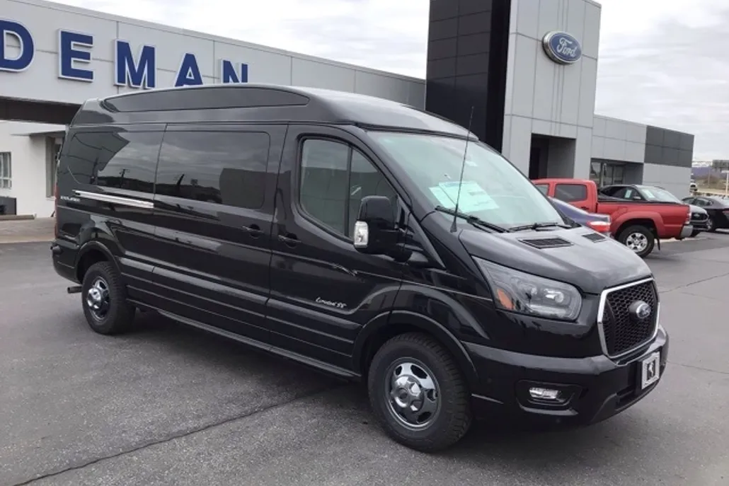 2024 Ford Transit photo 1