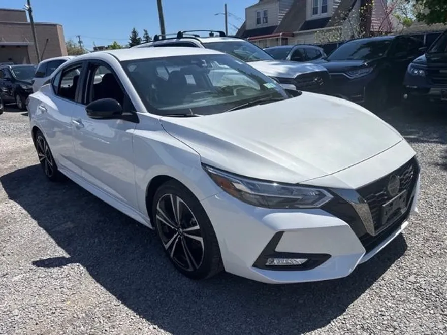 2023 Nissan Sentra SR photo 1