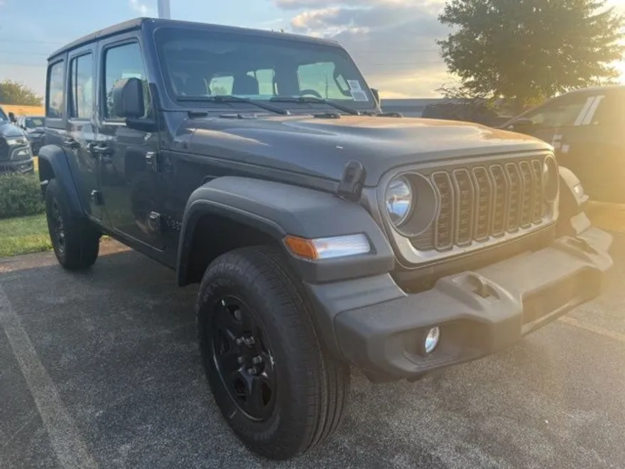 2025 Jeep Wrangler photo 1
