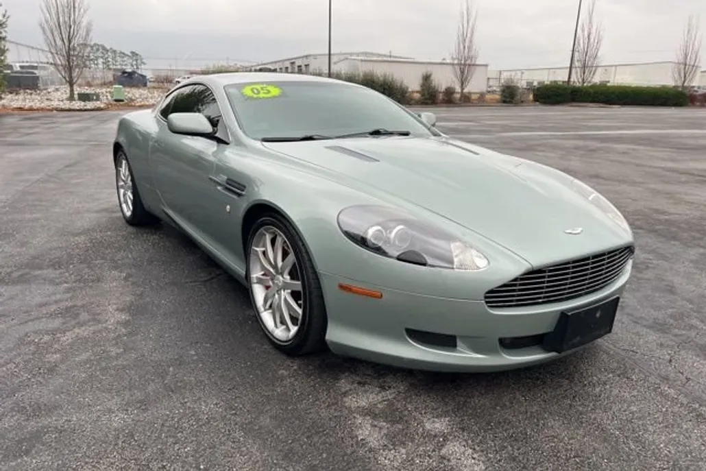 2005 Aston Martin DB9 photo 1