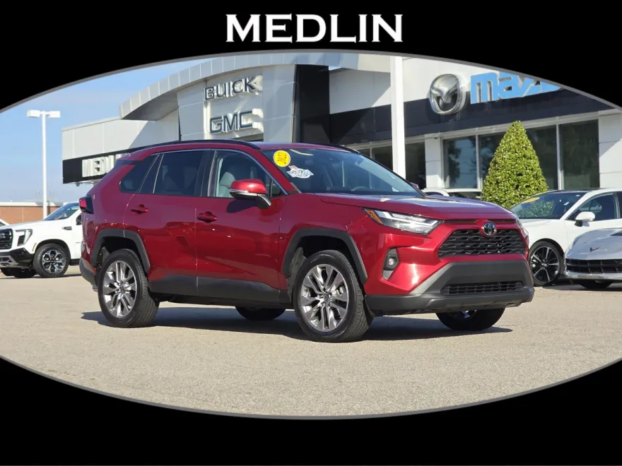 2022 Toyota RAV4 XLE Premium photo 1