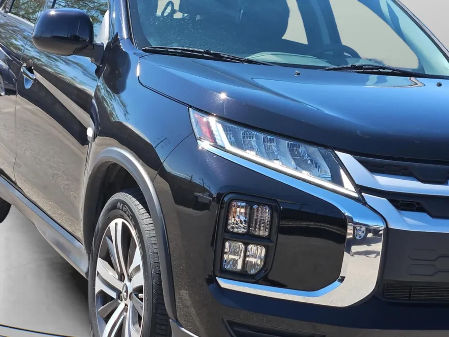 2022 Mitsubishi Outlander Sport SE photo 1