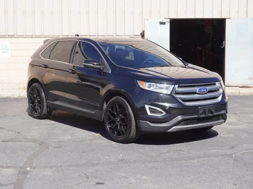 2015 Ford Edge SEL photo 1