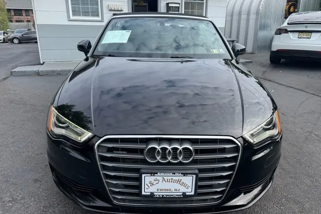 2016 Audi A3 2.0T Plus photo 1