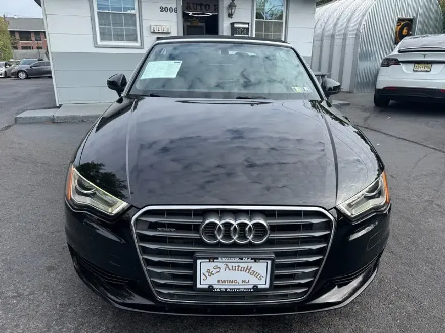 2016 Audi A3 2.0T Plus photo 1