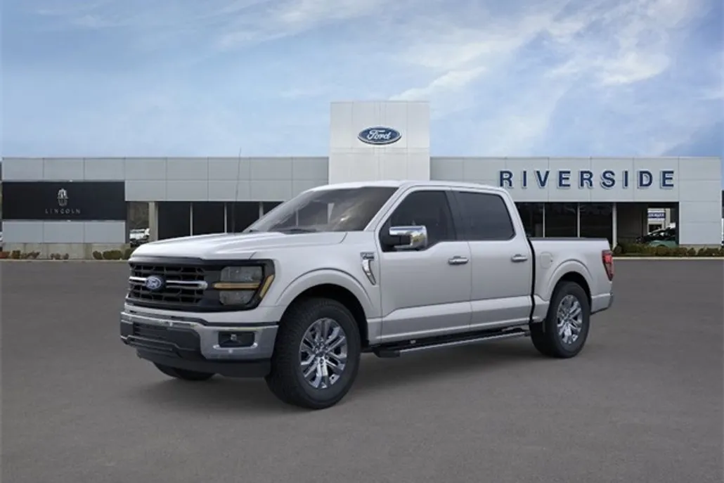 2025 Ford F-150 XLT photo 1