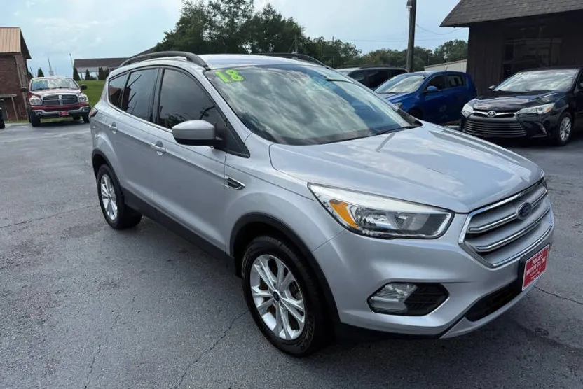2018 Ford Escape SE photo 1