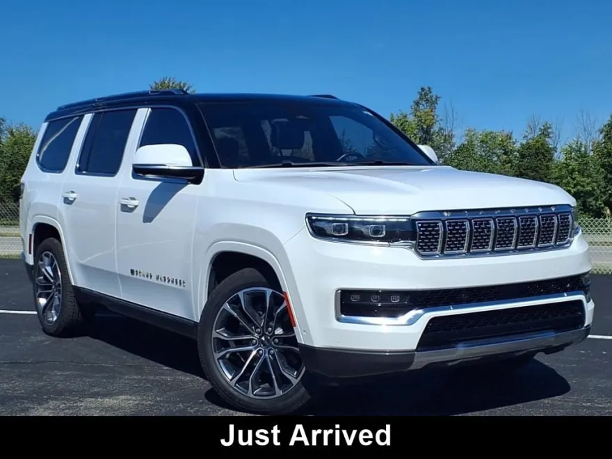 2022 Jeep Grand Wagoneer III photo 1