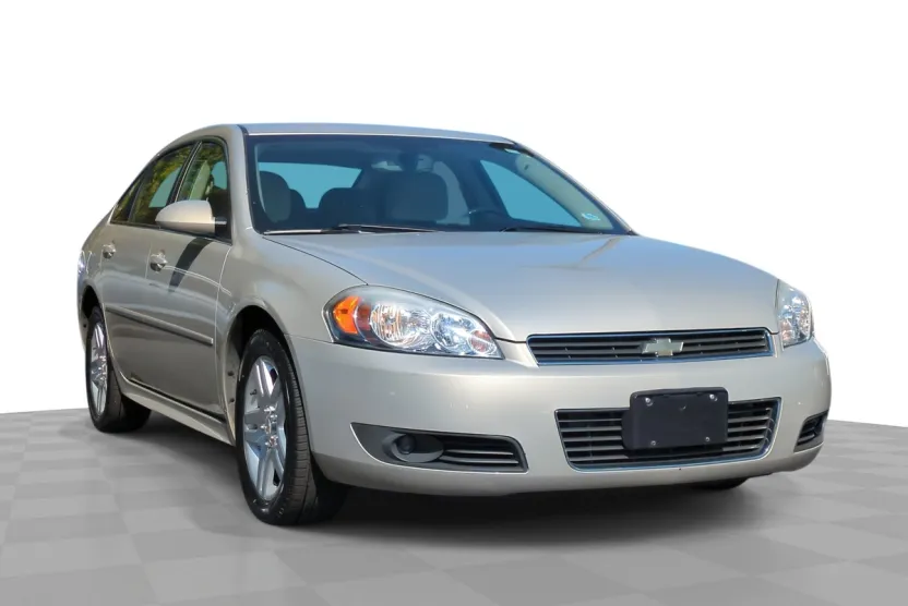 2011 Chevrolet Impala 1LT photo 1
