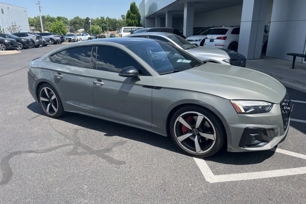 2023 Audi A5 45 S line Premium photo 1