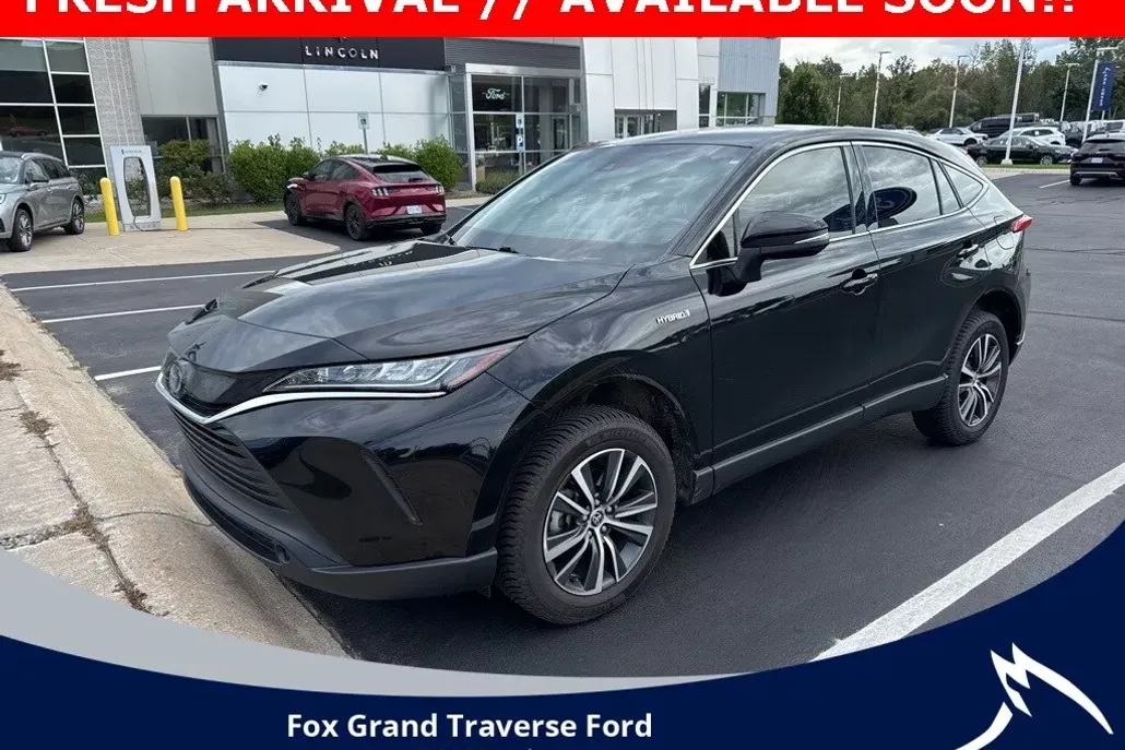 2021 Toyota Venza LE photo 1