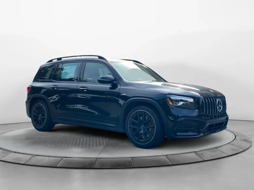 2024 Mercedes Benz GLB AMG 35 4MATIC photo 1