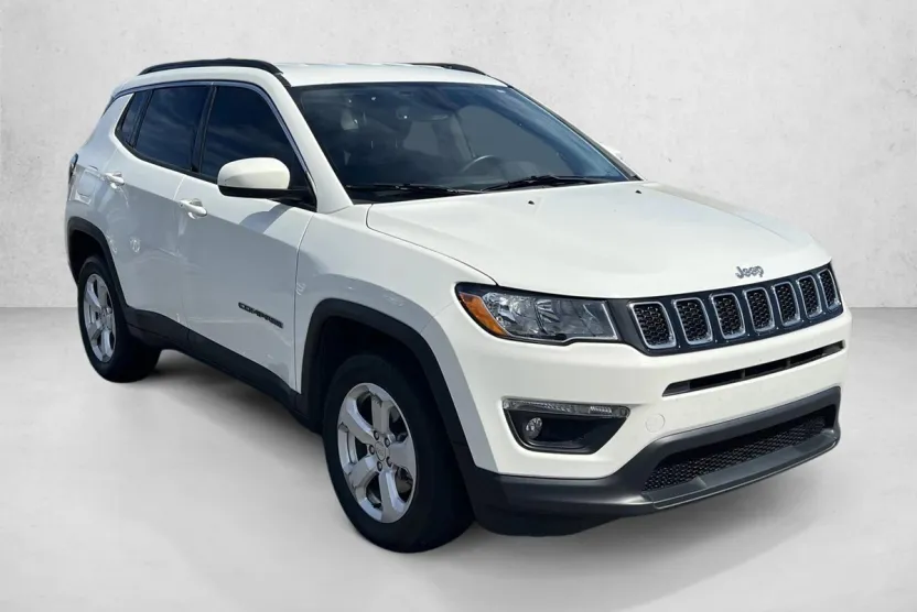 2018 Jeep Compass Latitude photo 1