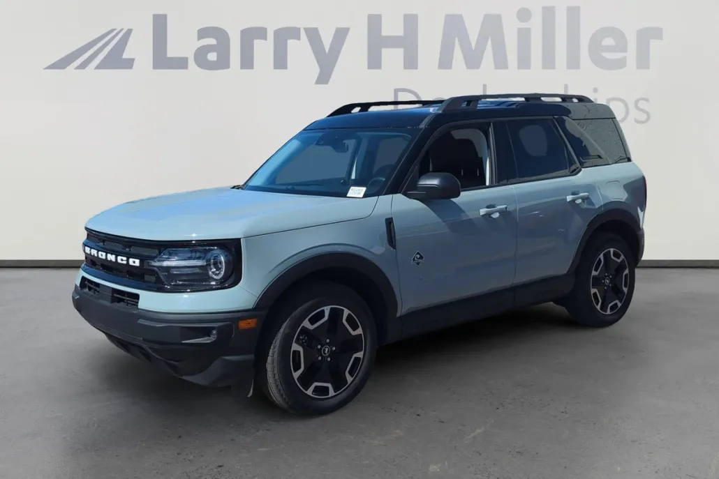 2024 Ford Bronco Sport Outer Banks photo 1