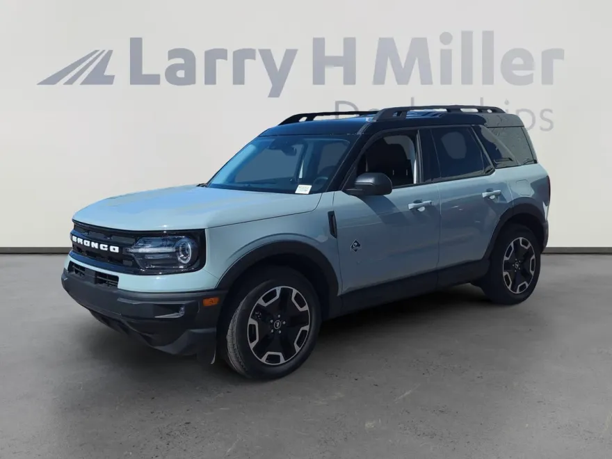2024 Ford Bronco Sport Outer Banks photo 1