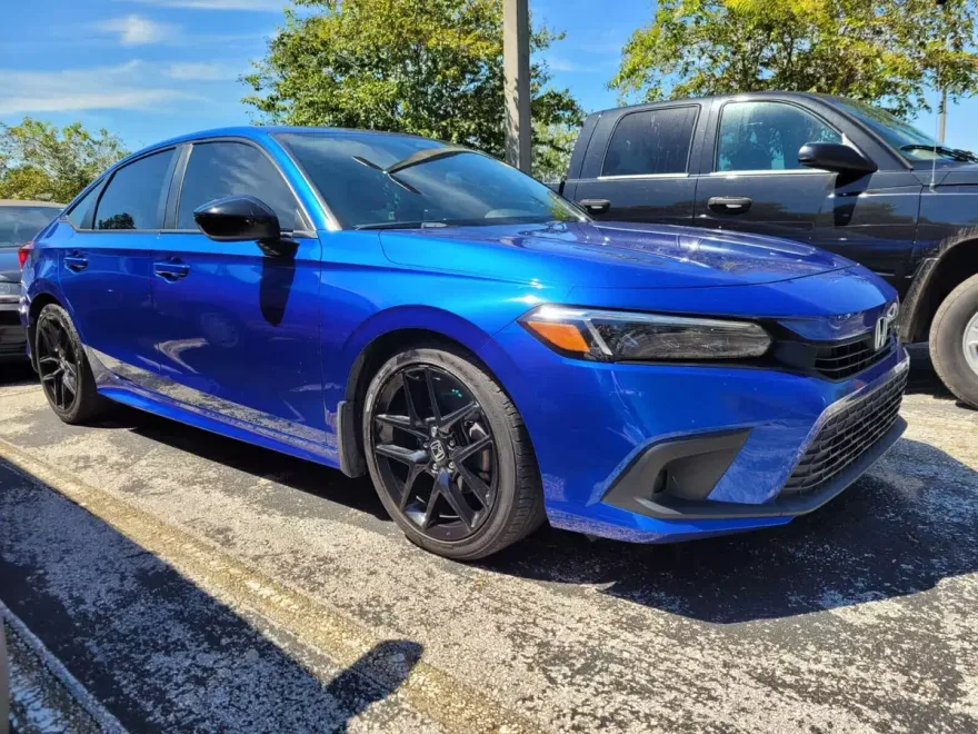 2022 Honda Civic Sport photo 1