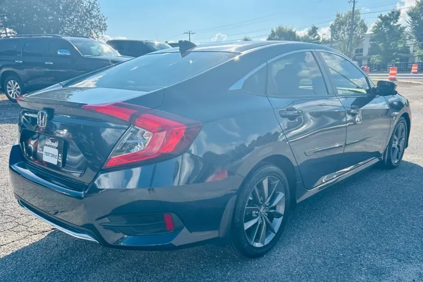2019 Honda Civic EX photo 1