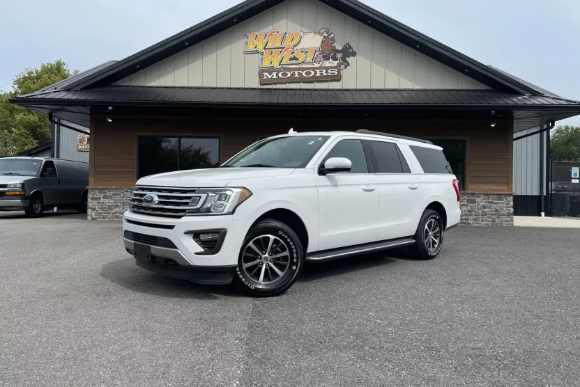 2018 Ford Expedition MAX XLT photo 1