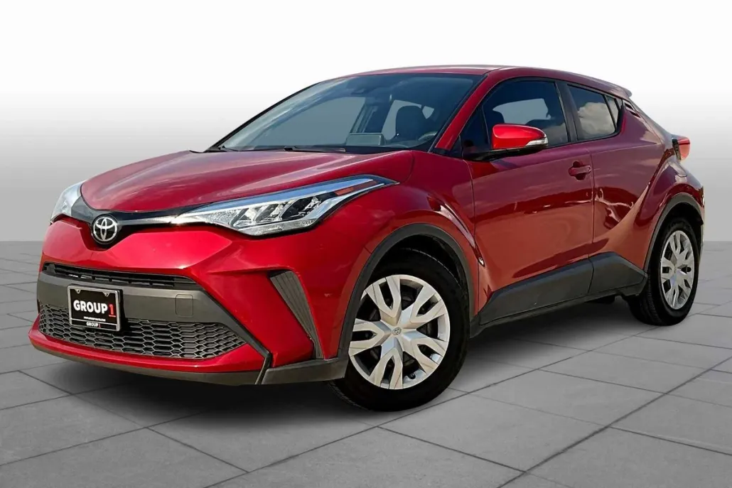 2020 Toyota C-HR LE photo 1
