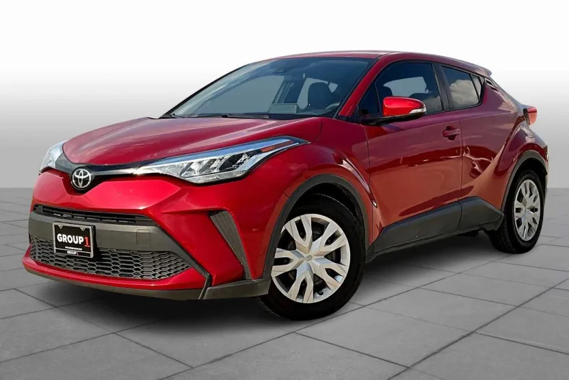 2020 Toyota C-HR LE photo 1