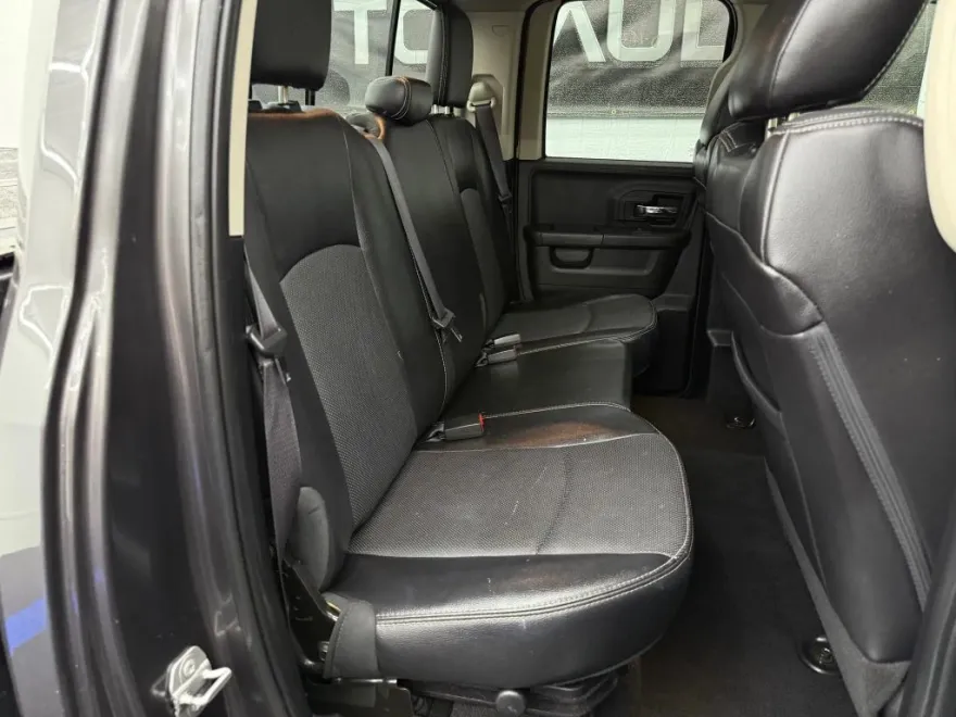 2016 Ram 1500 Sport photo 1