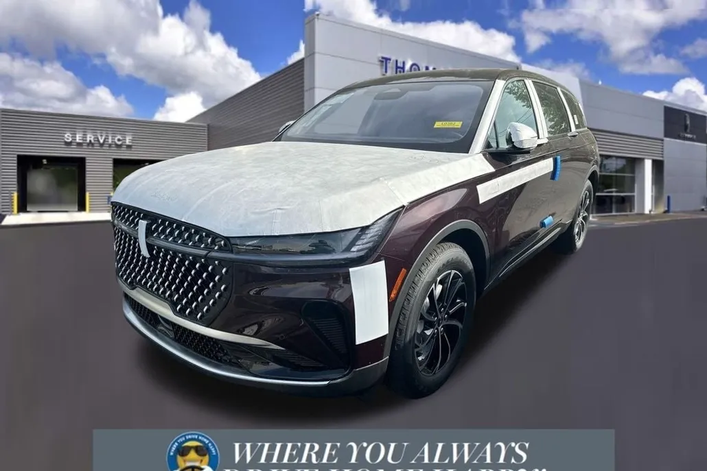 2025 Lincoln Nautilus Premiere photo 1