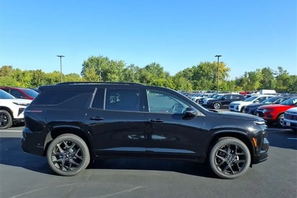 2026 Chevrolet Traverse RS photo 1