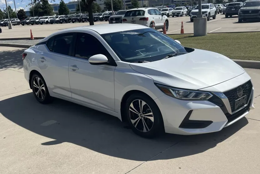 2021 Nissan Sentra SV photo 1