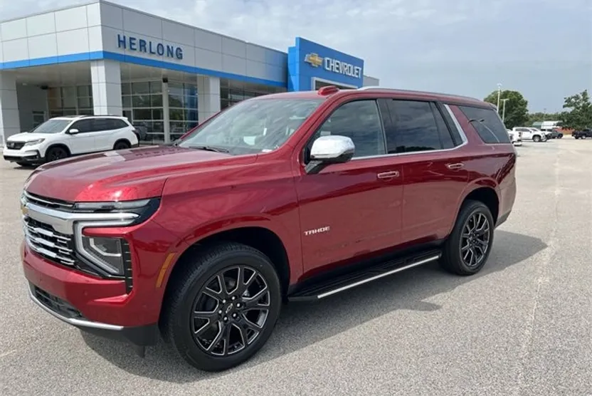 2025 Chevrolet Tahoe Premier photo 1