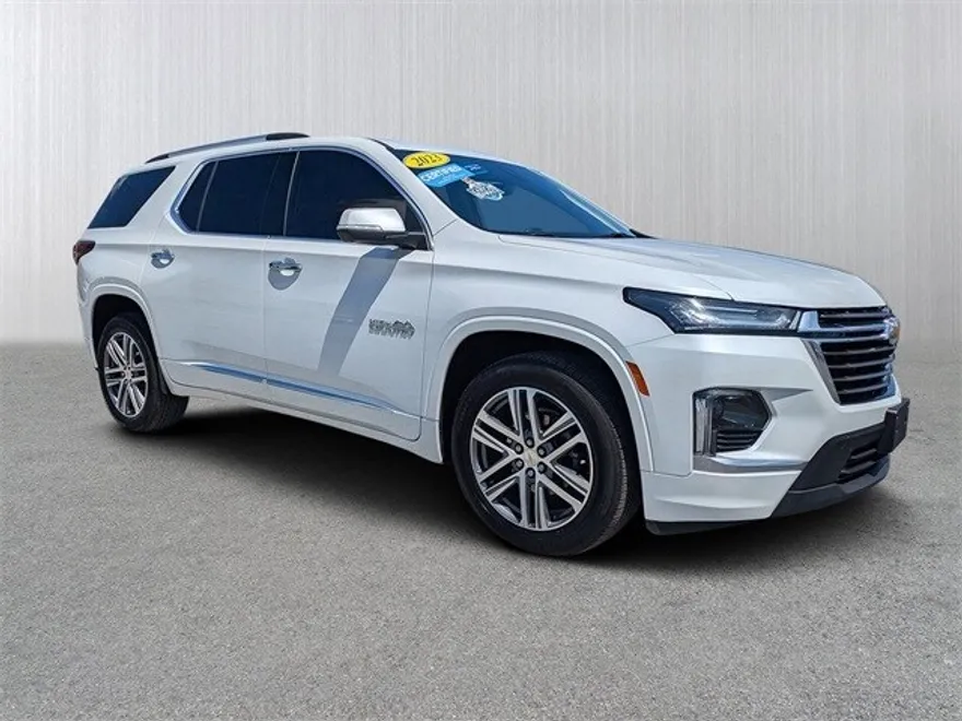 2023 Chevrolet Traverse High Country photo 1