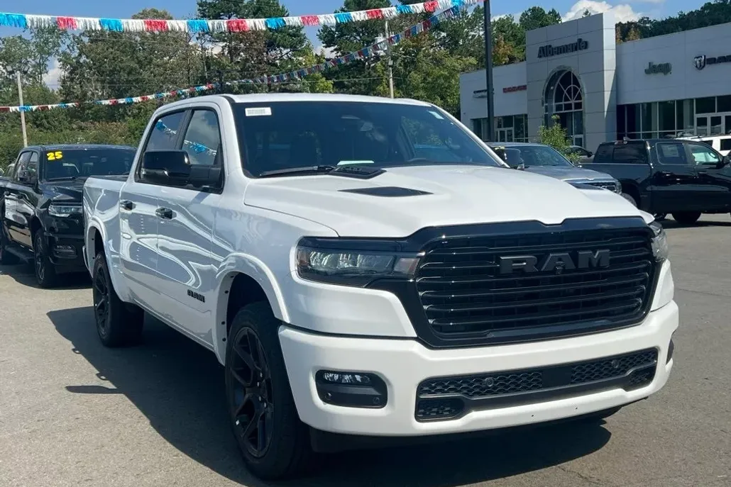 2025 Ram 1500 Laramie photo 1