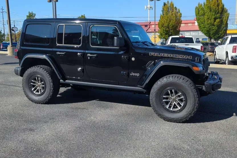 2024 Jeep Wrangler Rubicon 392 photo 1