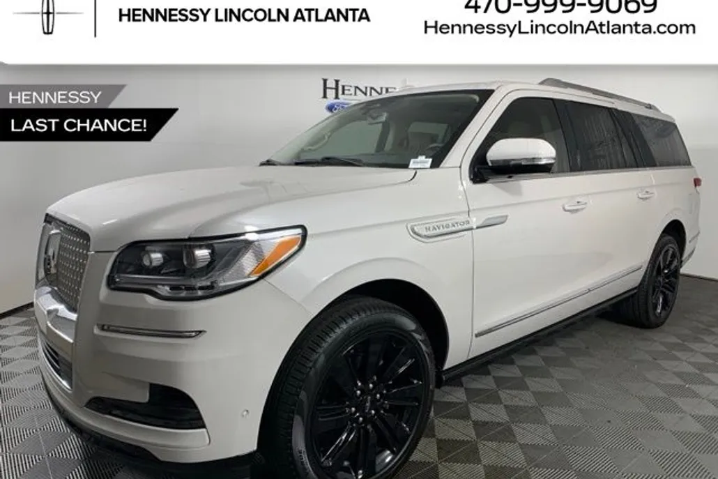 2024 Lincoln Navigator Reserve L photo 1
