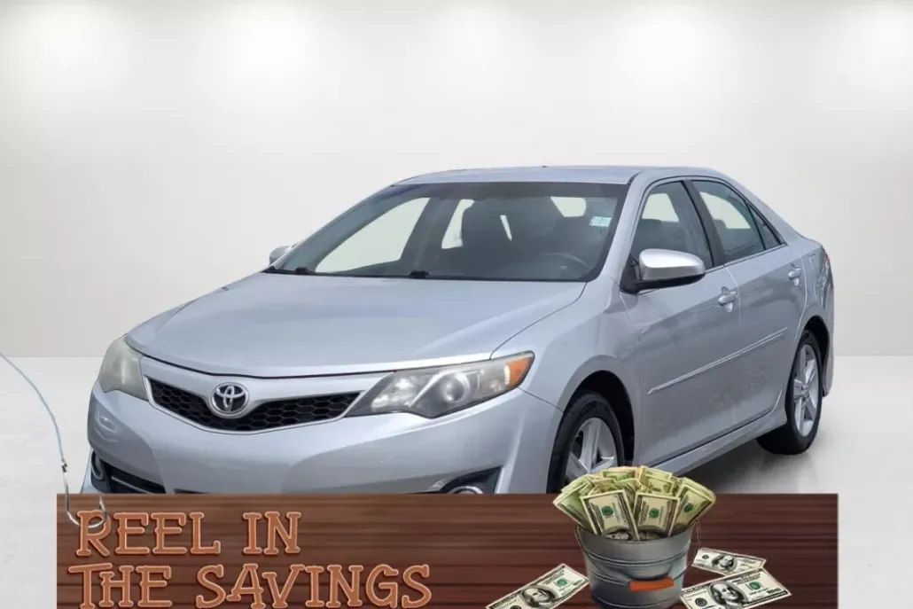 2012 Toyota Camry photo 1