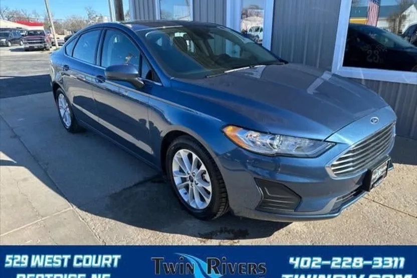 2019 Ford Fusion SE photo 1